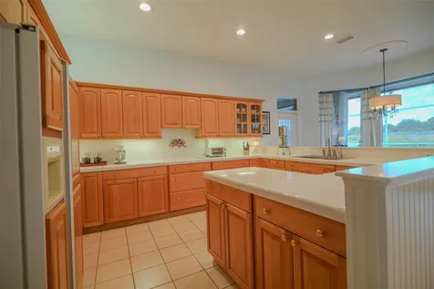 2303 Clubhouse Drive Plant City FL 33566