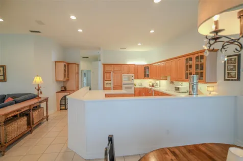 2303 Clubhouse Drive Plant City FL 33566