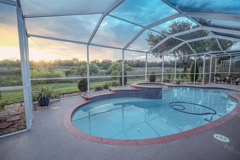 2303 Clubhouse Drive Plant City FL 33566