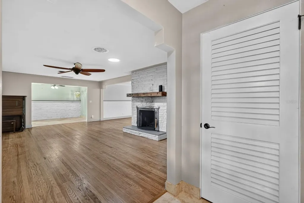 2071 S Peninsula Drive Daytona Beach FL 32118