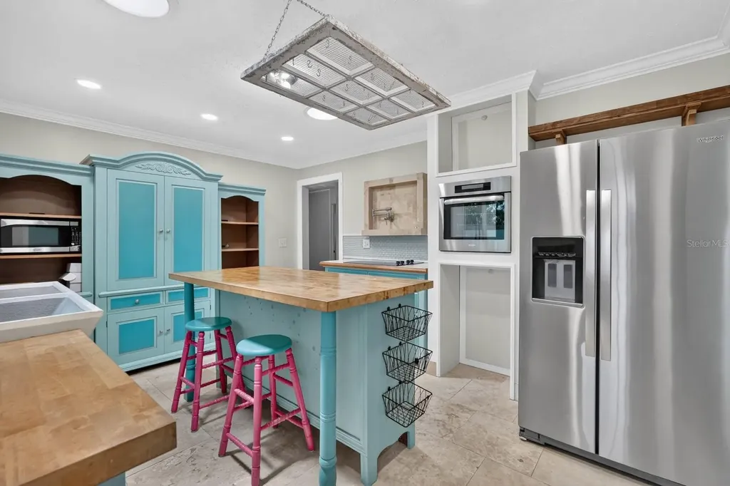 2071 S Peninsula Drive Daytona Beach FL 32118