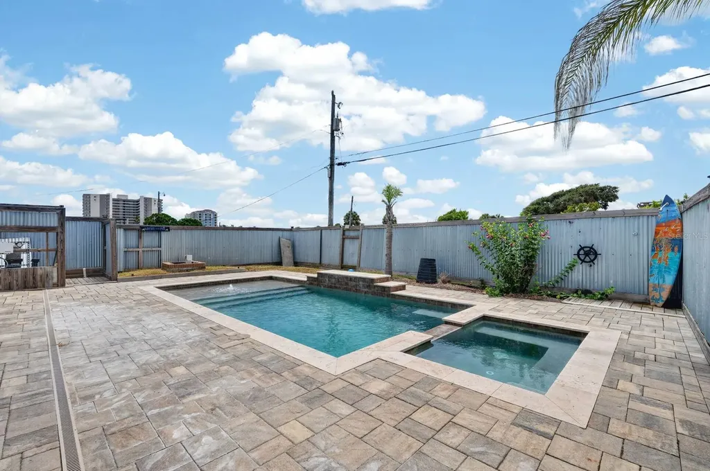 2071 S Peninsula Drive Daytona Beach FL 32118