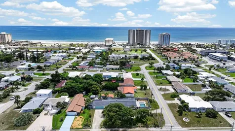 2071 S Peninsula Drive Daytona Beach FL 32118