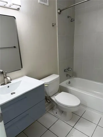13 Camino Los Baez Cond El Bosque Guaynabo PR 00971