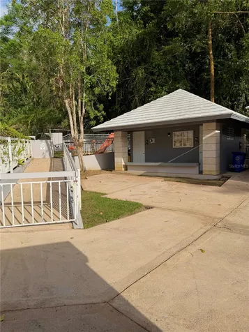13 Camino Los Baez Cond El Bosque Guaynabo PR 00971
