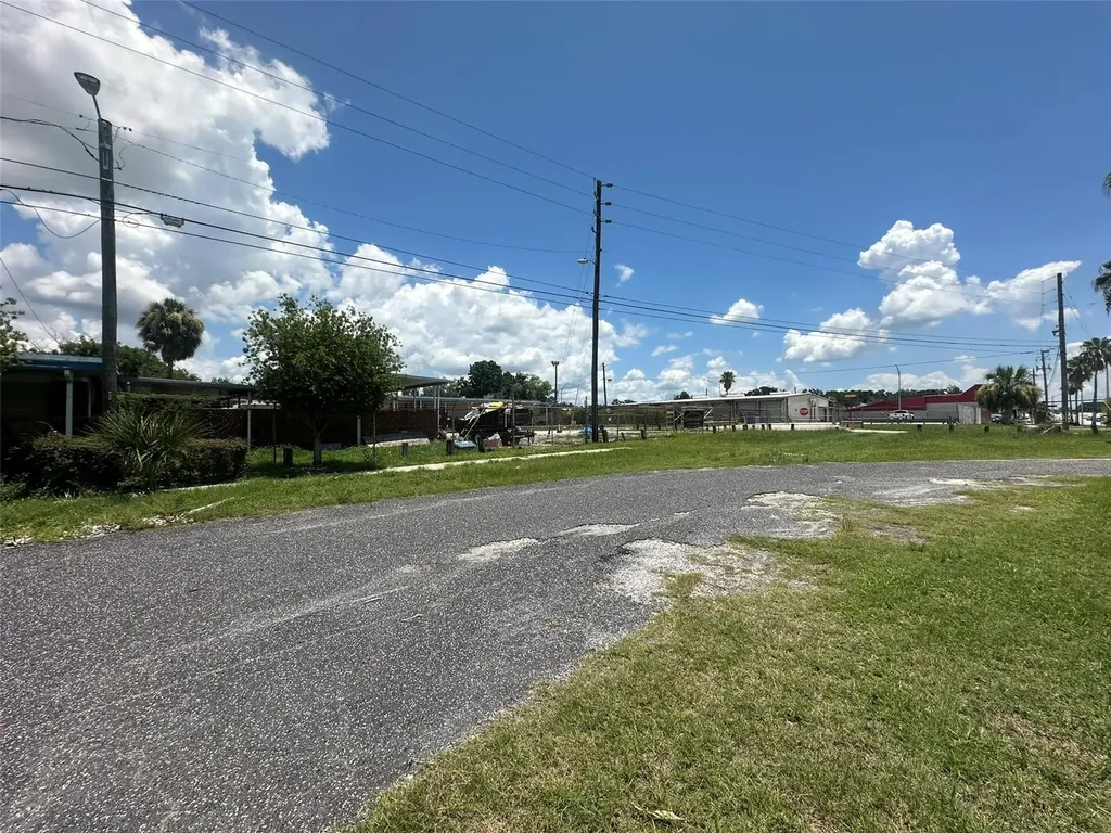 1701 W Memorial Boulevard Lakeland FL 33815