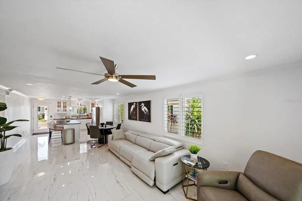 706 Spanish Drive S Longboat Key FL 34228