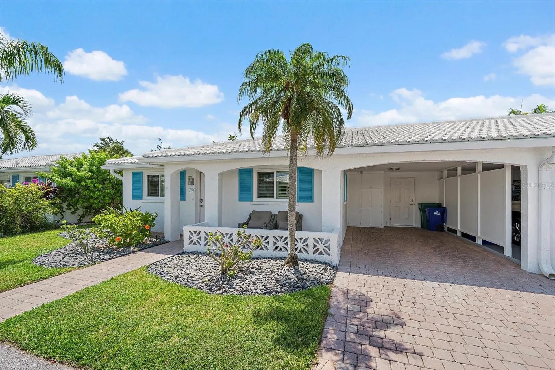 706 Spanish Drive S Longboat Key FL 34228