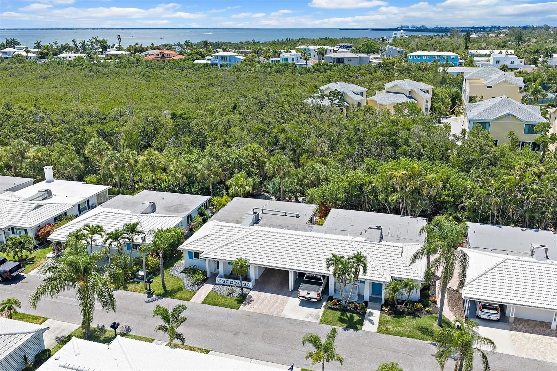 706 Spanish Drive S Longboat Key FL 34228