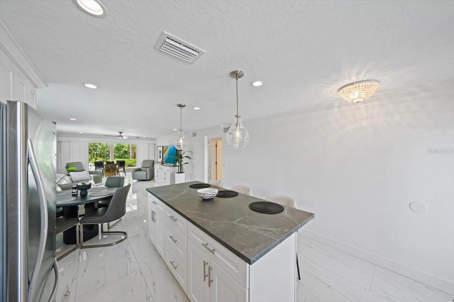 706 Spanish Drive S Longboat Key FL 34228