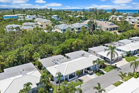 706 Spanish Drive S Longboat Key FL 34228
