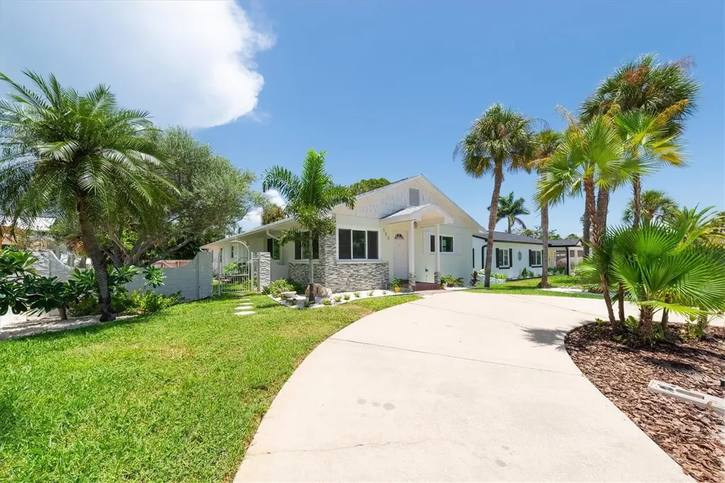 150 42nd Avenue St Pete Beach FL 33706
