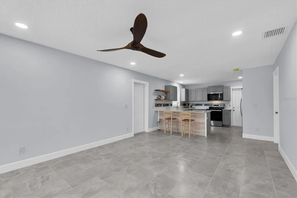 150 42nd Avenue St Pete Beach FL 33706