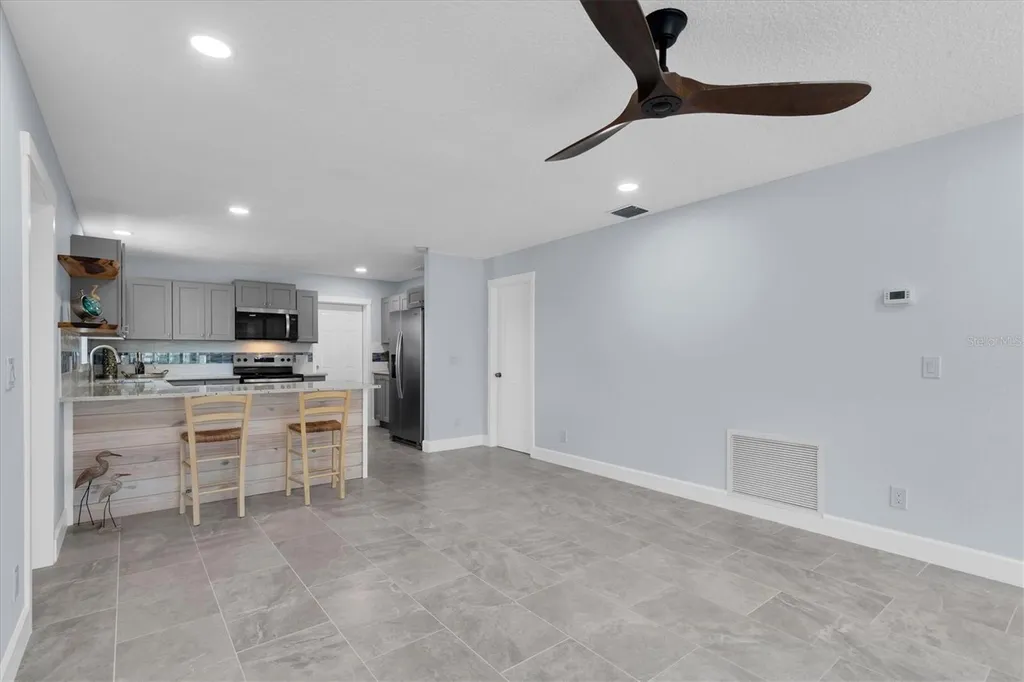 150 42nd Avenue St Pete Beach FL 33706