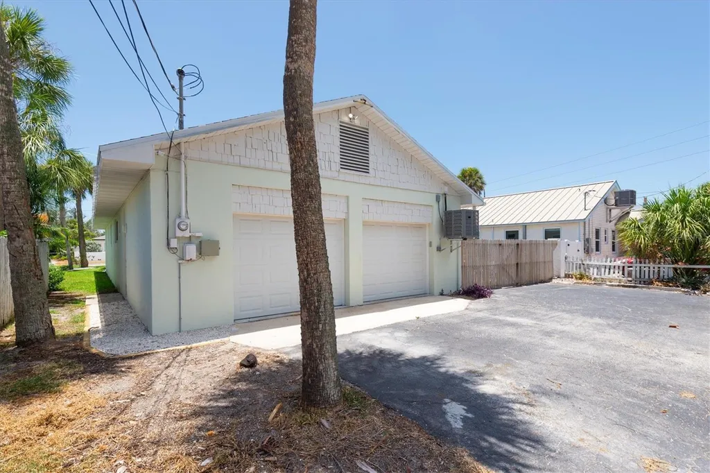 150 42nd Avenue St Pete Beach FL 33706