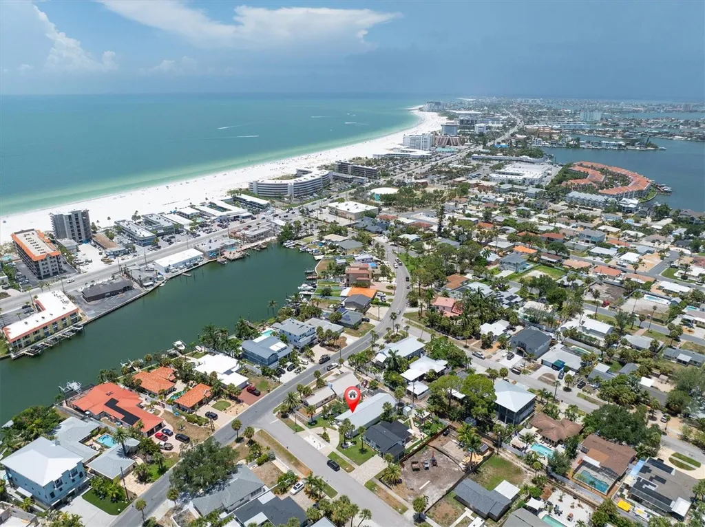 150 42nd Avenue St Pete Beach FL 33706