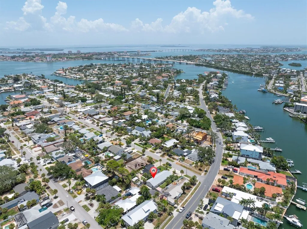 150 42nd Avenue St Pete Beach FL 33706