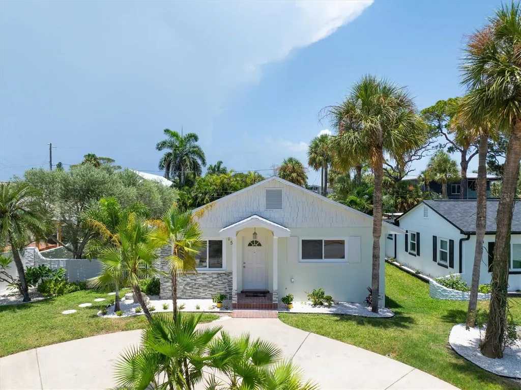 150 42nd Avenue St Pete Beach FL 33706