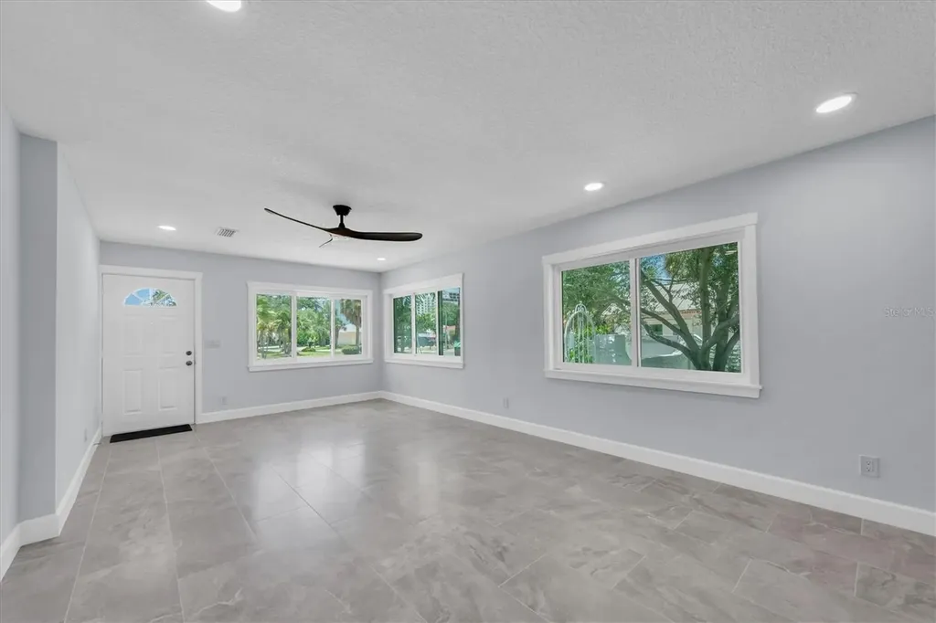 150 42nd Avenue St Pete Beach FL 33706