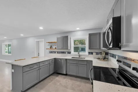 150 42nd Avenue St Pete Beach FL 33706