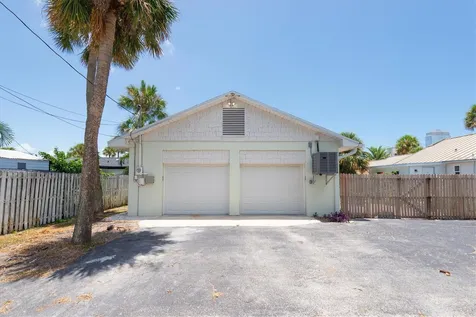 150 42nd Avenue St Pete Beach FL 33706
