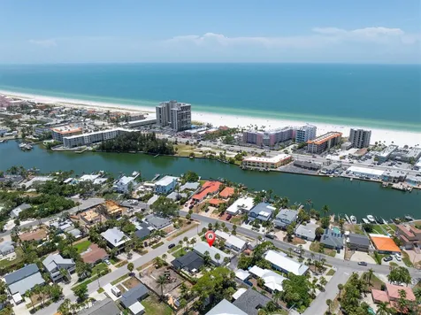 150 42nd Avenue St Pete Beach FL 33706