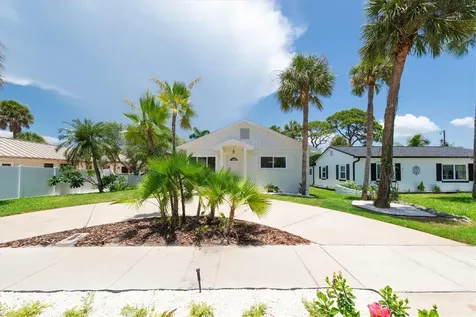 150 42nd Avenue St Pete Beach FL 33706