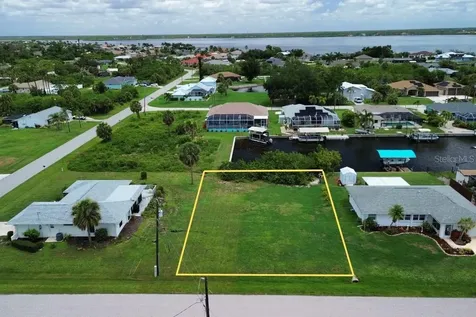 12350 Quinlan Avenue Port Charlotte FL 33981