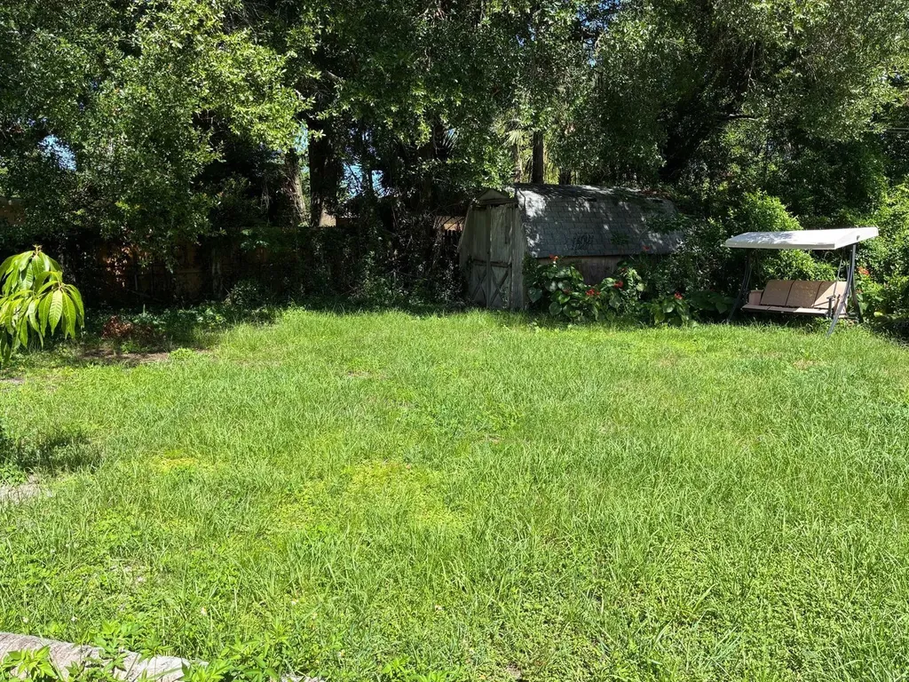1220 Bennett Road Orlando FL 32803