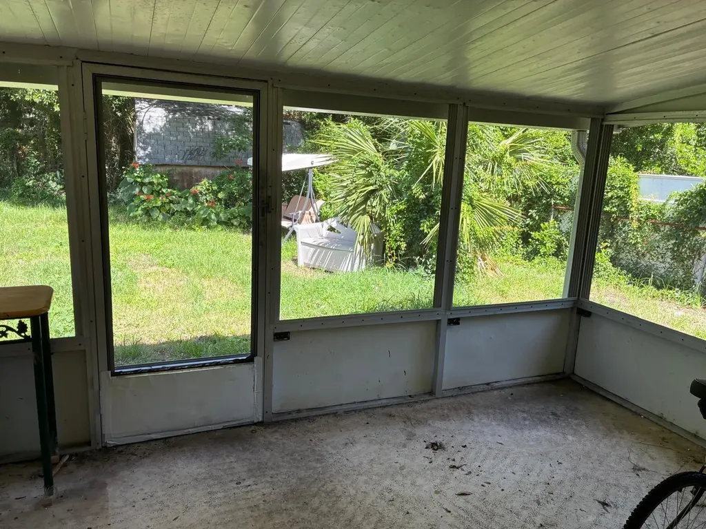 1220 Bennett Road Orlando FL 32803