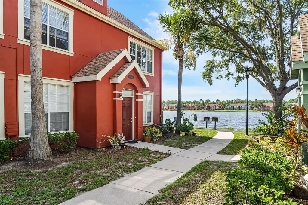 9638 Lake Chase Island Way Tampa FL 33626