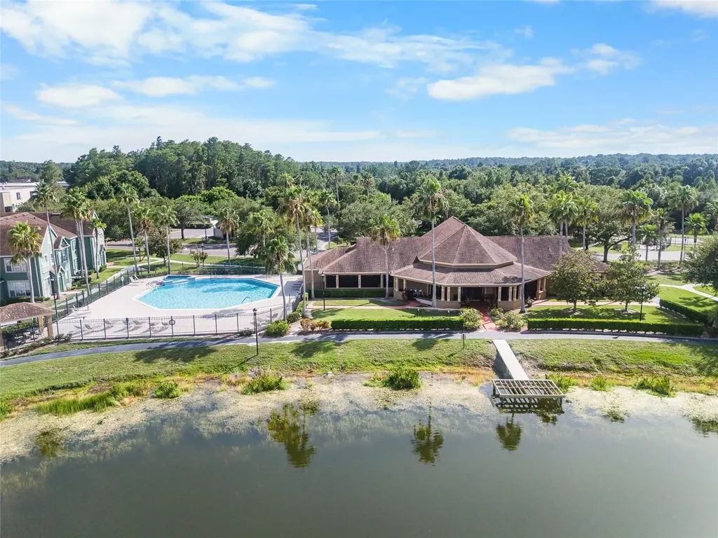 9638 Lake Chase Island Way Tampa FL 33626