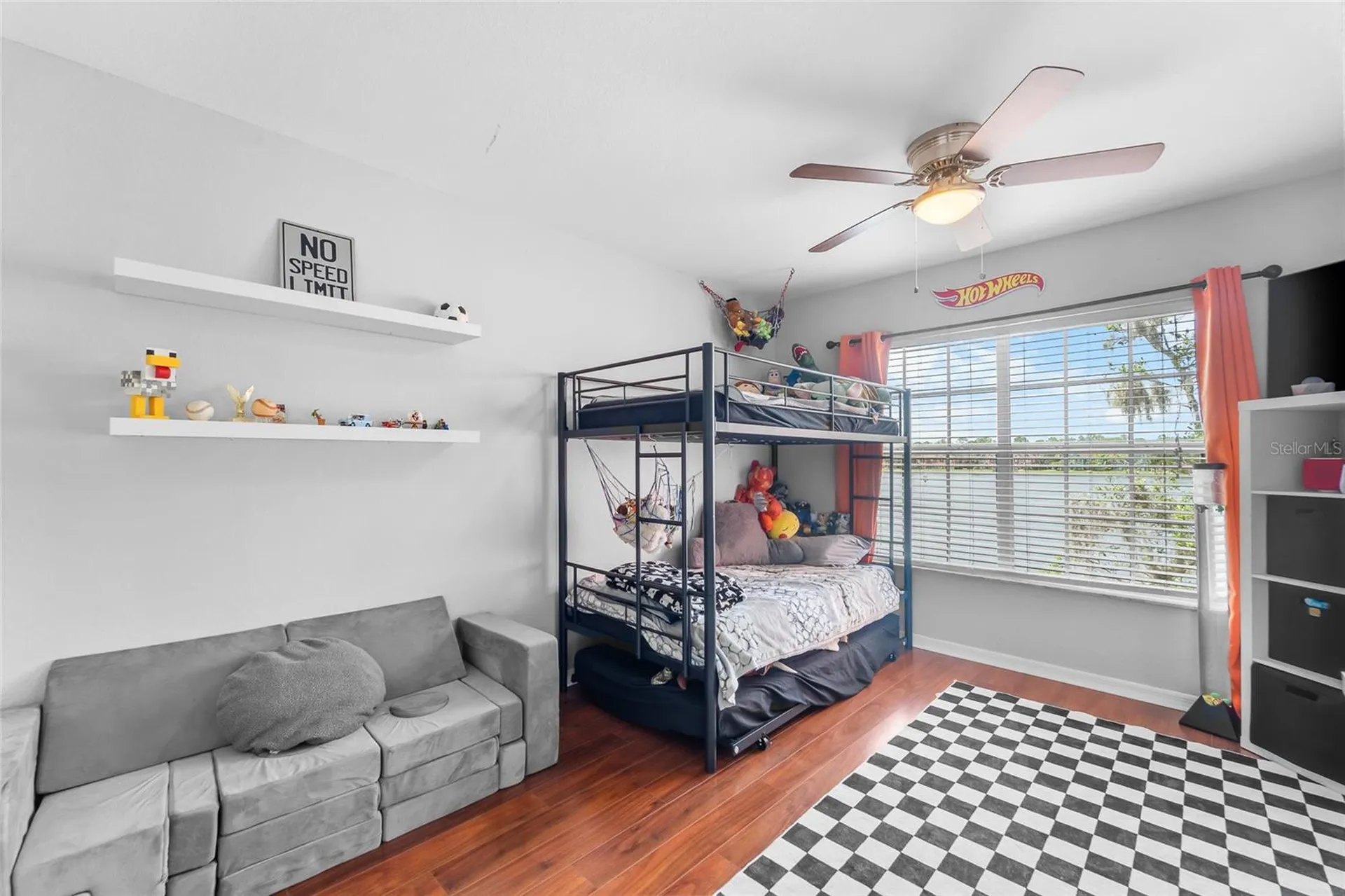 9638 Lake Chase Island Way Tampa FL 33626