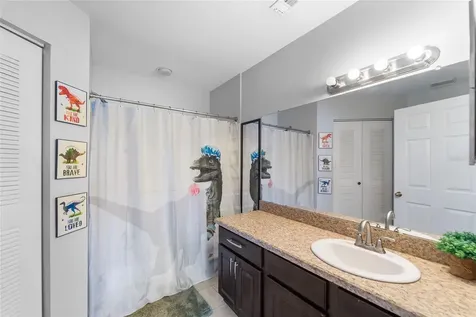 9638 Lake Chase Island Way Tampa FL 33626