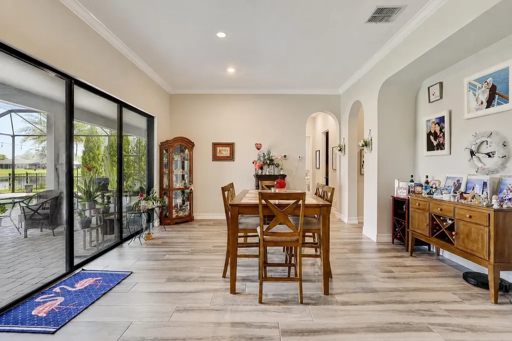 18014 Woodland View Drive Lutz FL 33548