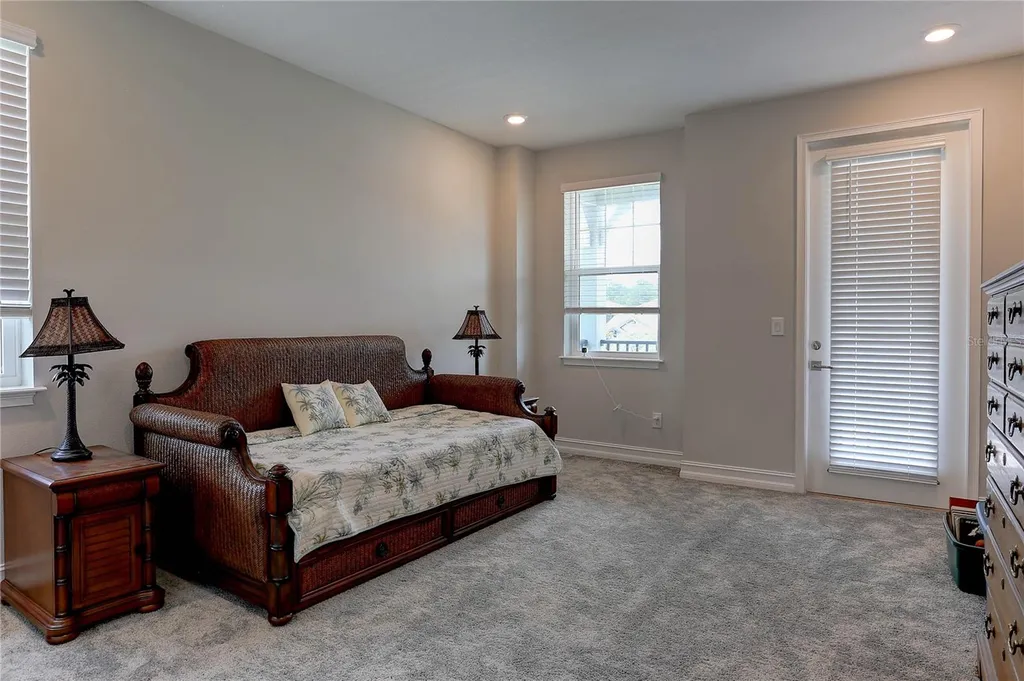 18014 Woodland View Drive Lutz FL 33548
