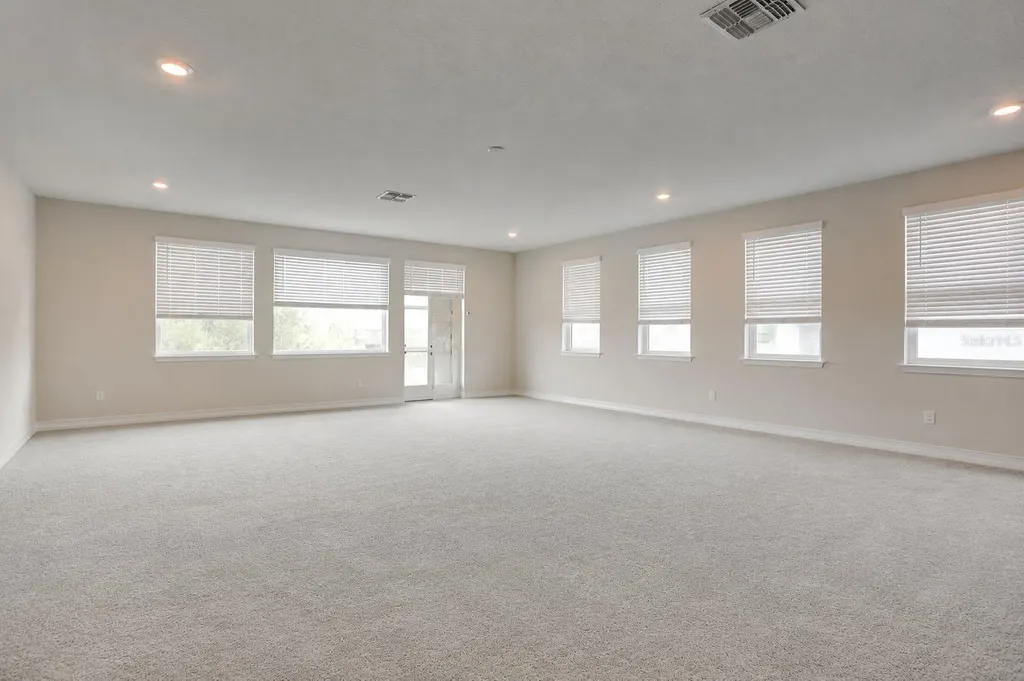 18014 Woodland View Drive Lutz FL 33548