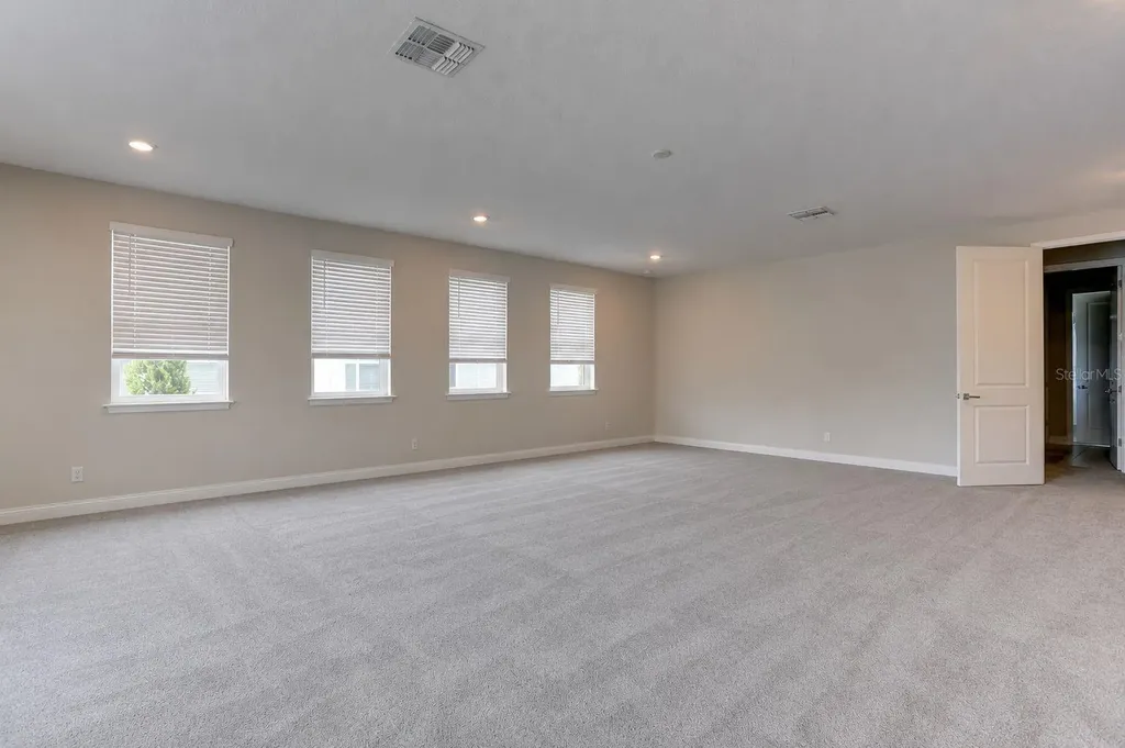 18014 Woodland View Drive Lutz FL 33548