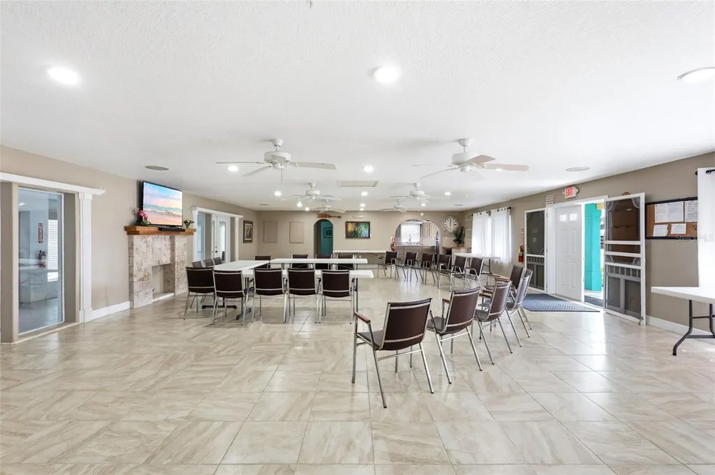 26638 E Cove Drive Tavares FL 32778