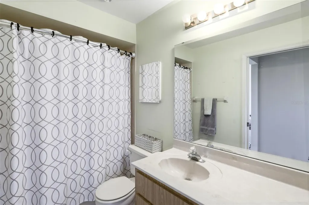 26638 E Cove Drive Tavares FL 32778