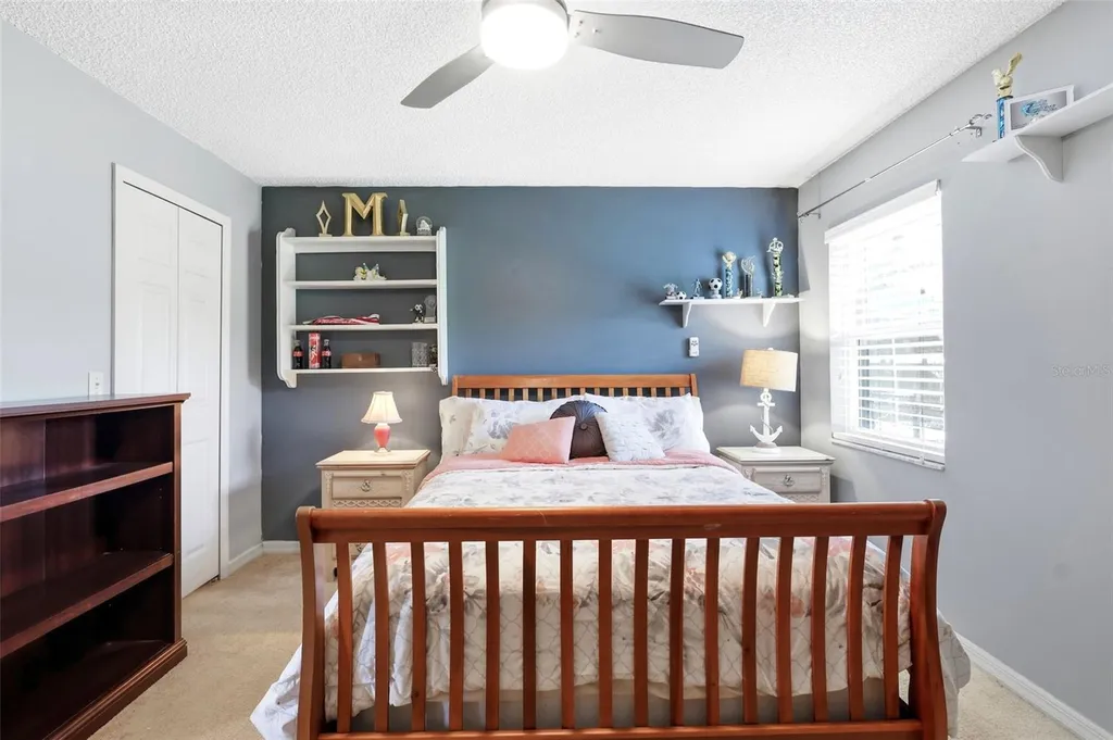 26638 E Cove Drive Tavares FL 32778