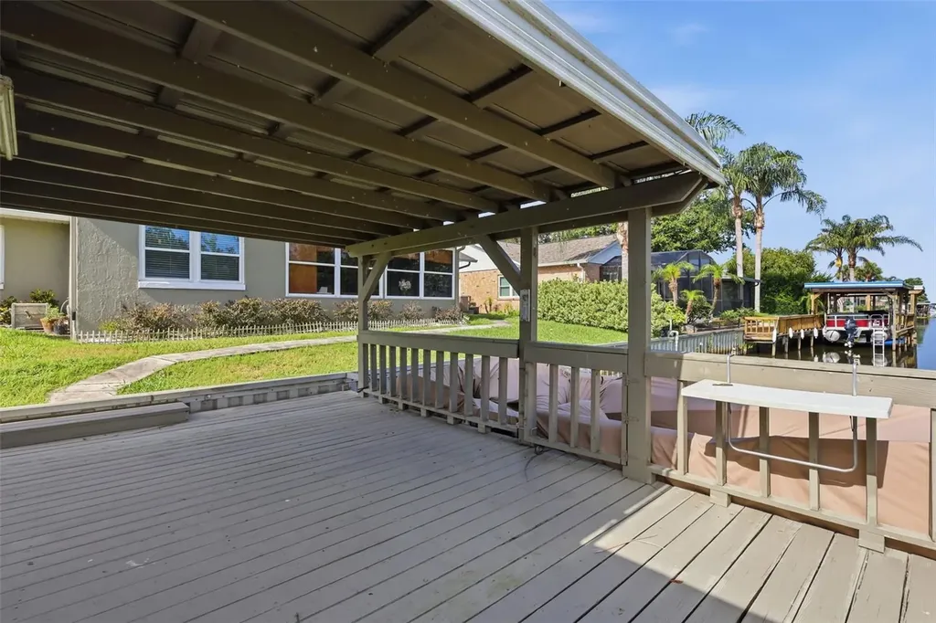 26638 E Cove Drive Tavares FL 32778