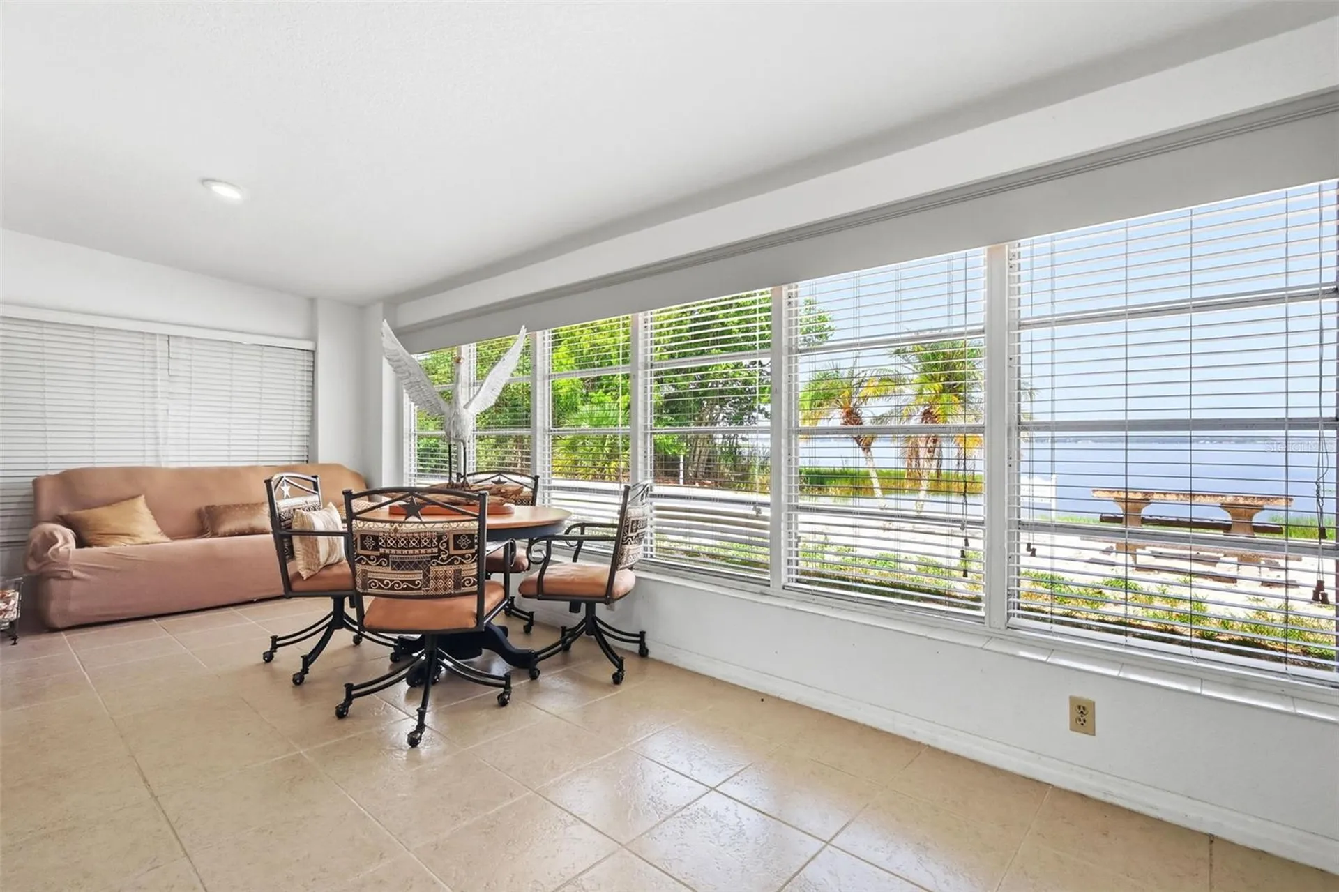 26638 E Cove Drive Tavares FL 32778