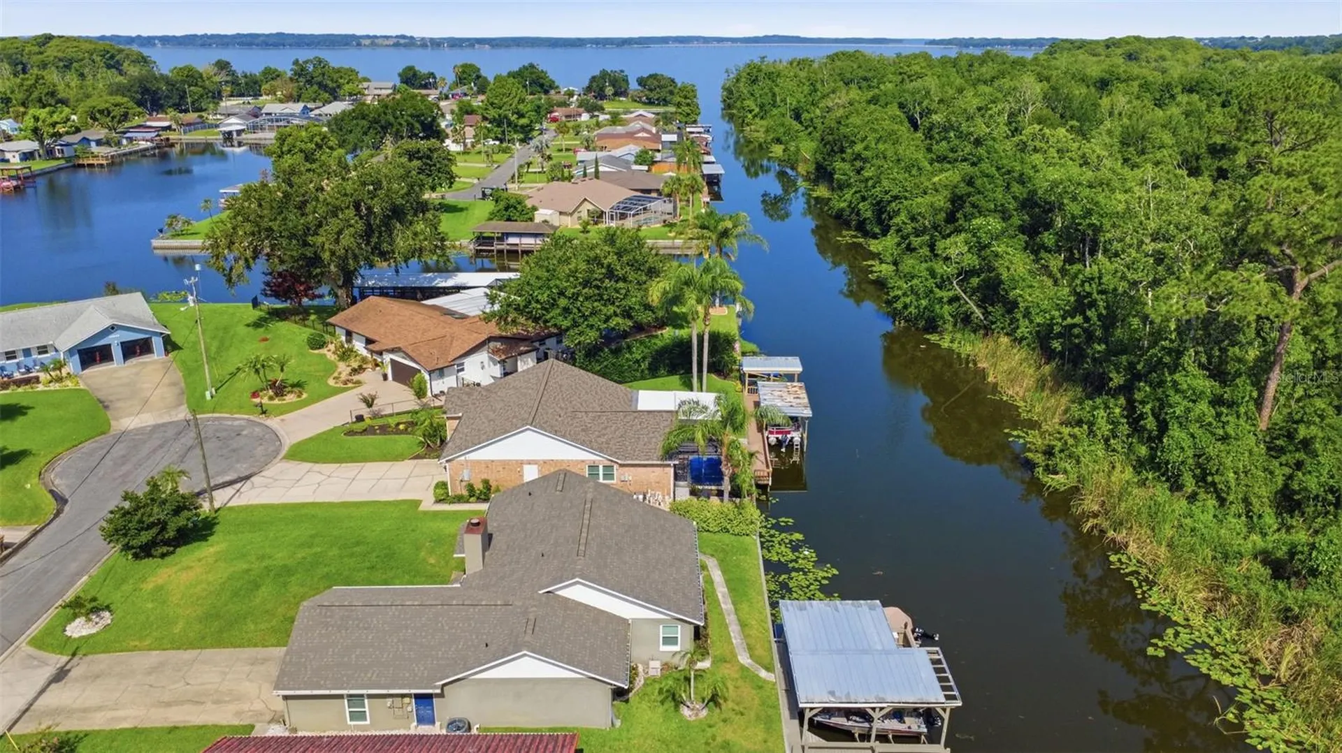 26638 E Cove Drive Tavares FL 32778