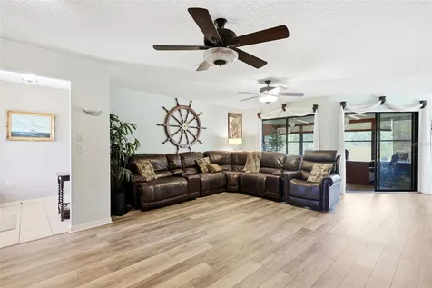 26638 E Cove Drive Tavares FL 32778
