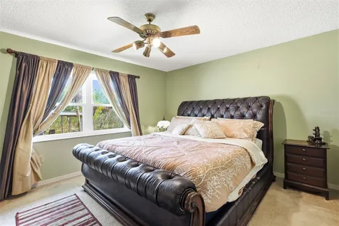 26638 E Cove Drive Tavares FL 32778