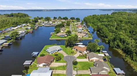 26638 E Cove Drive Tavares FL 32778