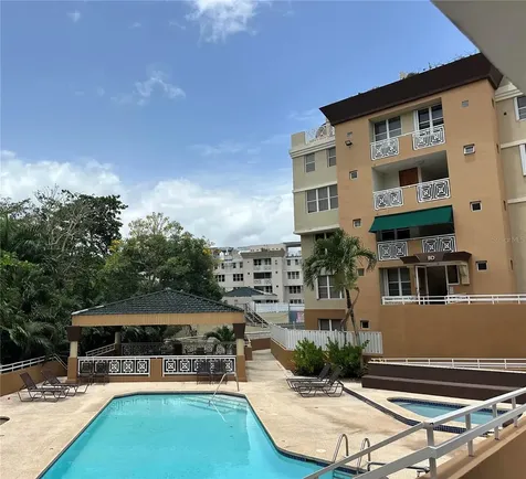 Villas De Parkville I Lopategui Guaynabo PR 00969