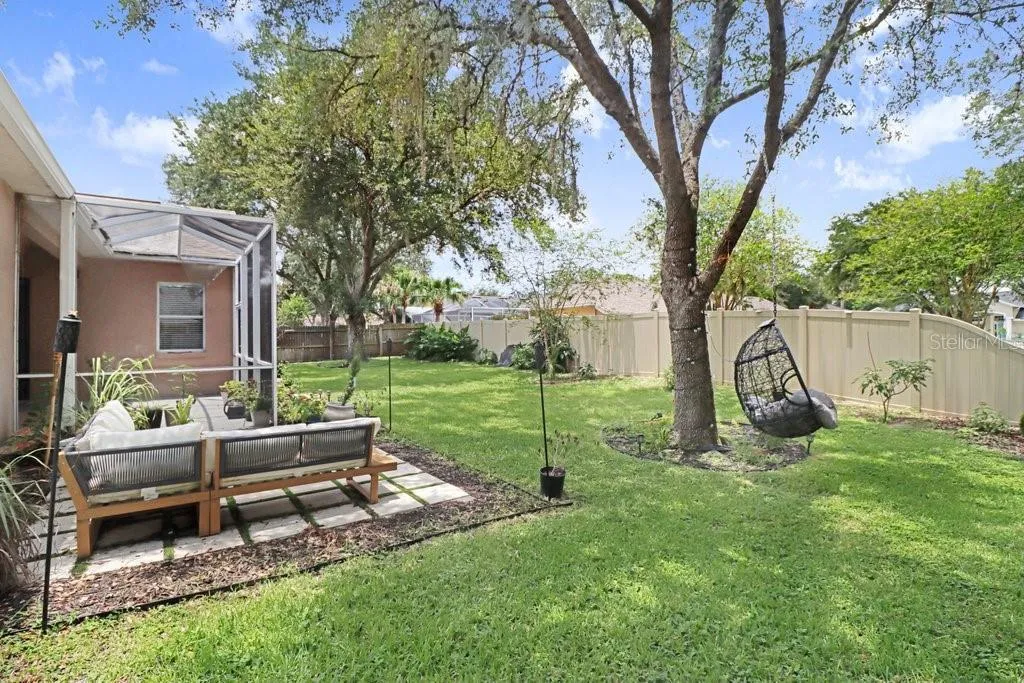 8612 Swann Ridge Court Tampa FL 33647