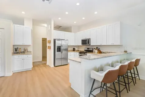 8612 Swann Ridge Court Tampa FL 33647